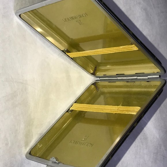 Louis Vuitton Rare Vintage Cigarette Case/ Perfect Hand Size Accessory - Unisex - Picture 5 of 15
